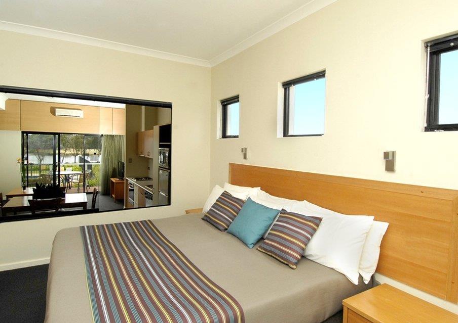Assured Ascot Quays Apartment Hotel Perth Rom bilde